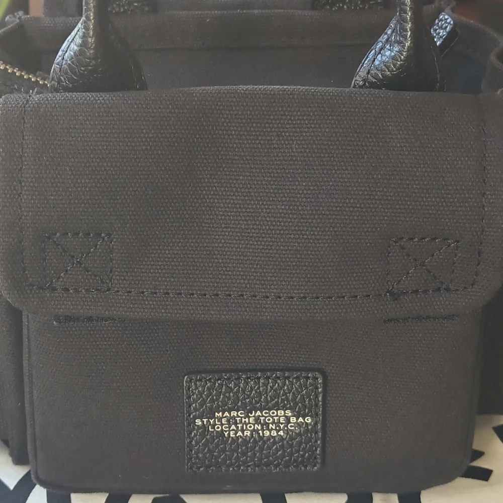 Marc Jacobs Black Tool Box Bag - Picture 3 of 7